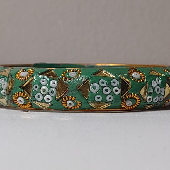 Large Green India Bangle - Picture 4 of 15